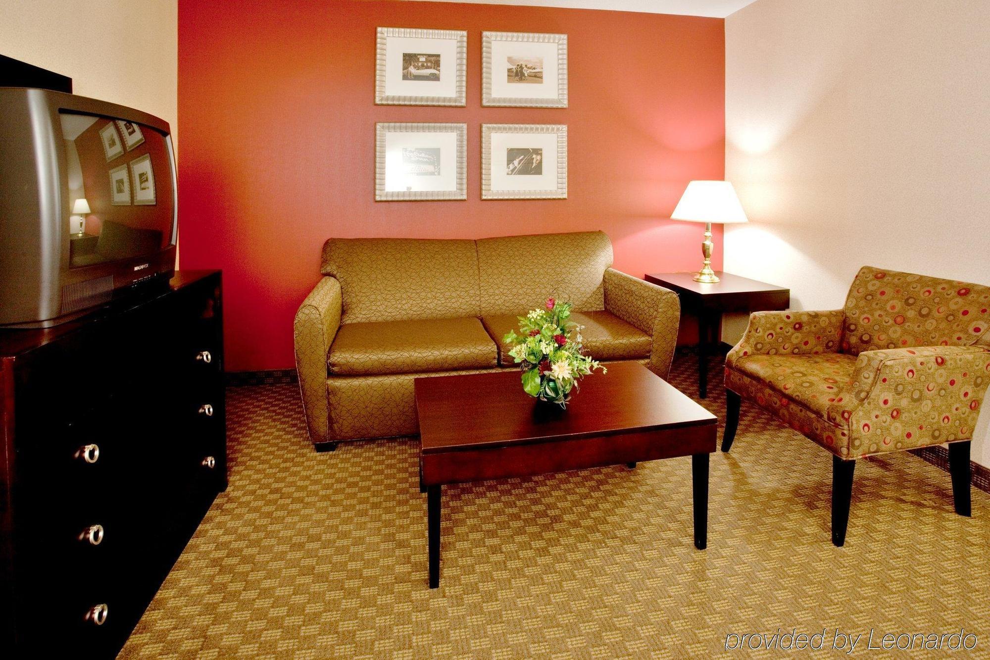 Holiday Inn & Suites Raleigh Cary By Ihg Værelse billede