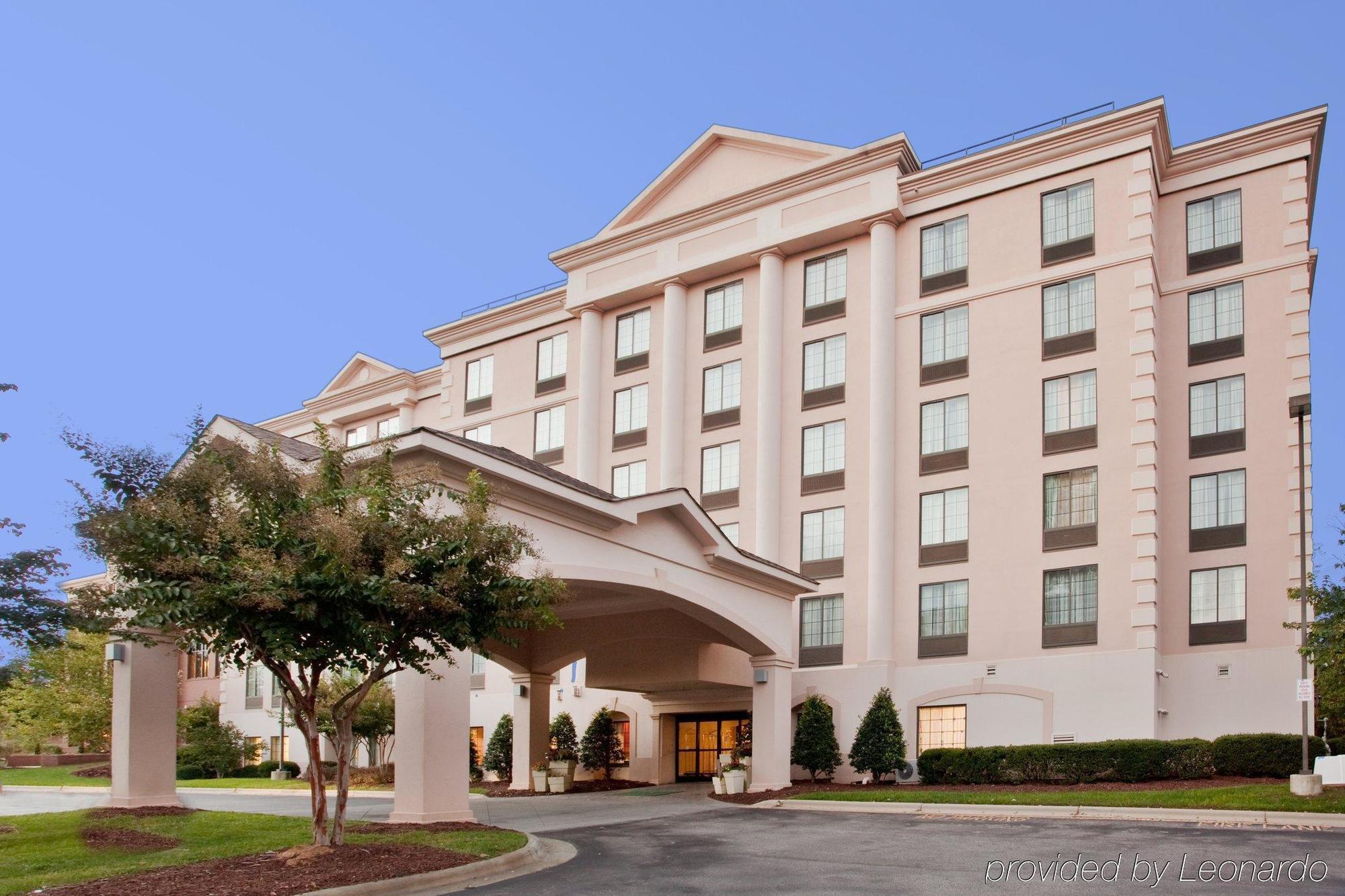 Holiday Inn & Suites Raleigh Cary By Ihg Eksteriør billede