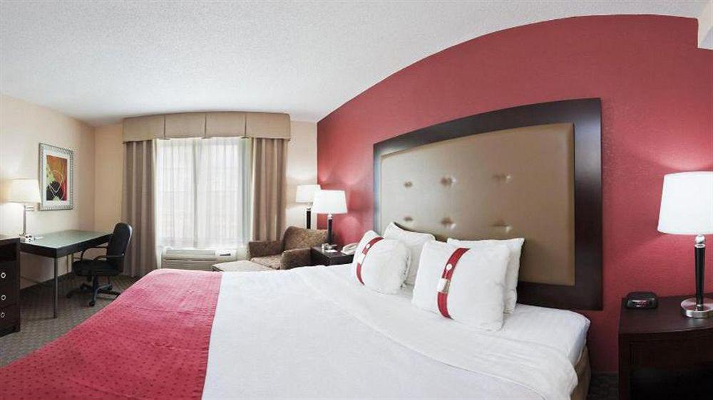 Holiday Inn & Suites Raleigh Cary By Ihg Eksteriør billede