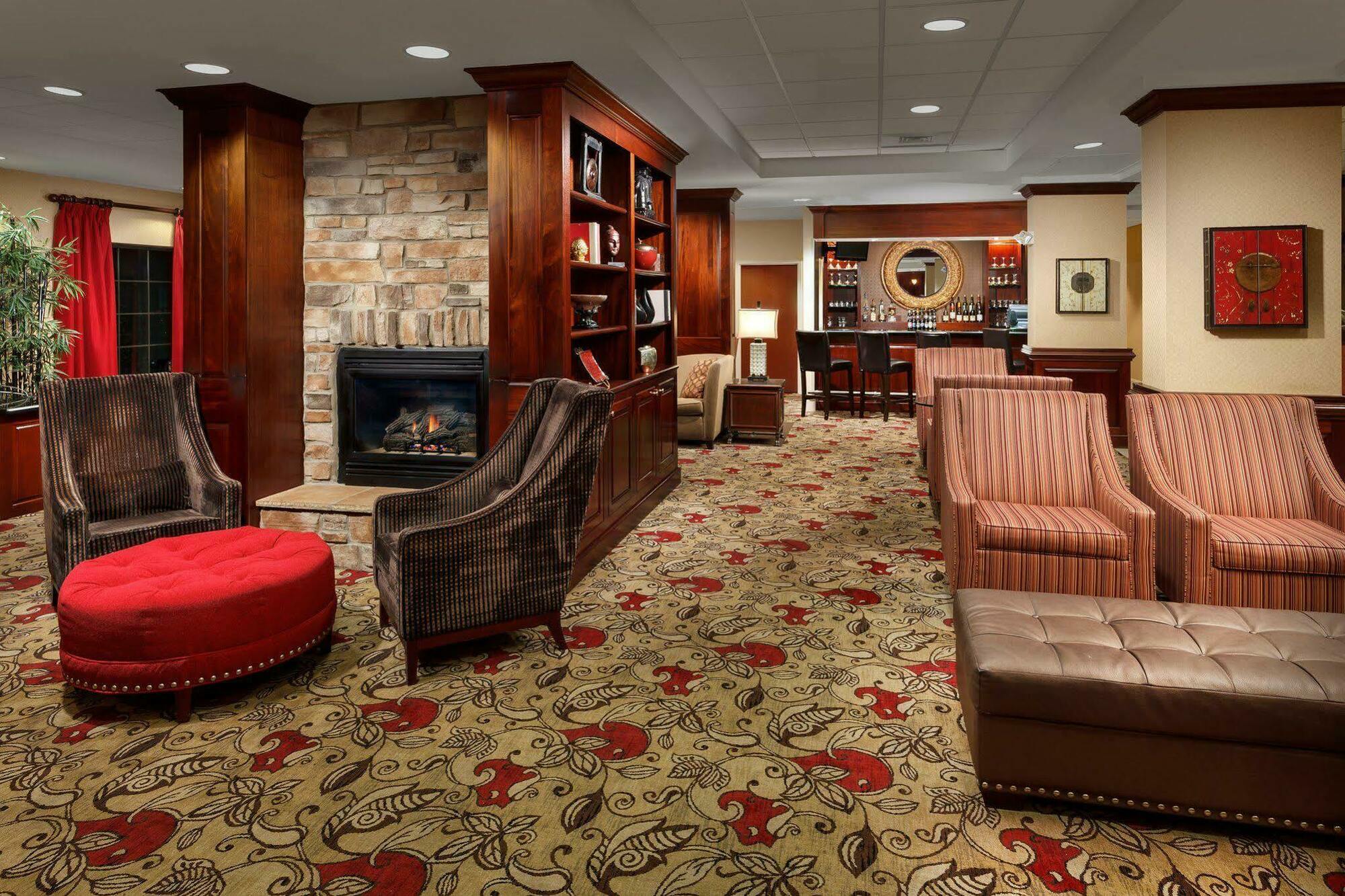 Holiday Inn & Suites Raleigh Cary By Ihg Eksteriør billede